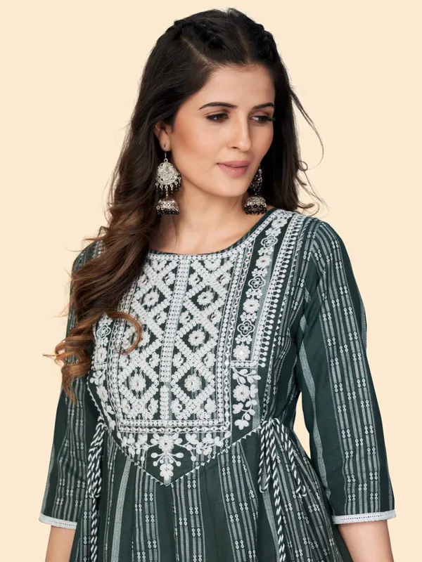 Green_Embroidered_Anarkali_Cotton_Kurta_For_Women