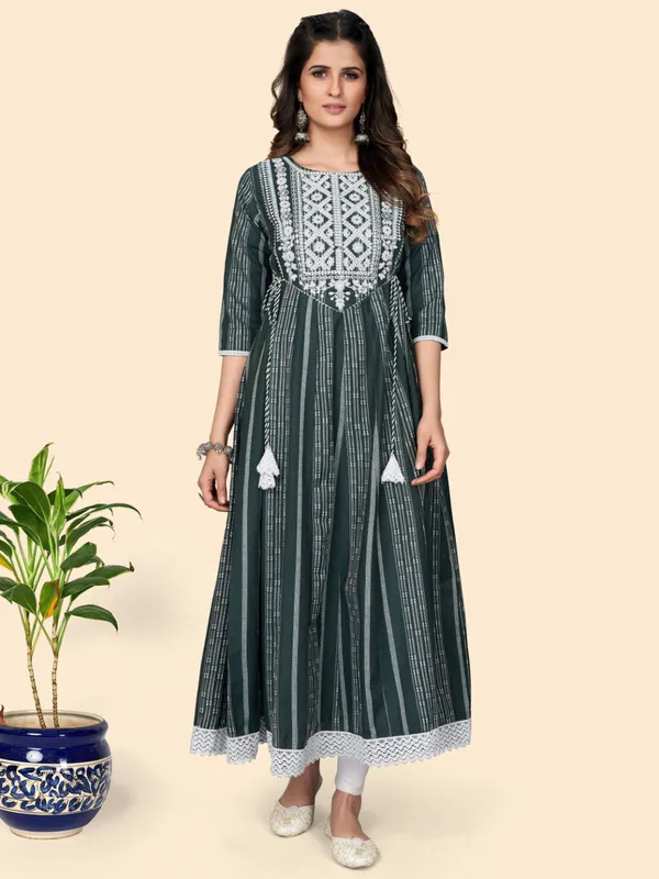 Green_Embroidered_Anarkali_Cotton_Kurta_For_Women
