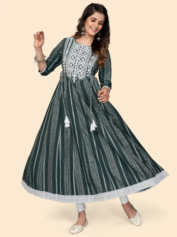 Green_Embroidered_Anarkali_Cotton_Kurta_For_Women