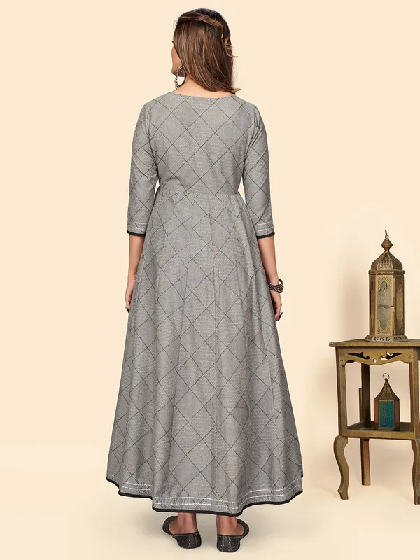 Grey_Embroidered_Anarkali_Cotton_Blend_Kurta_For_Women