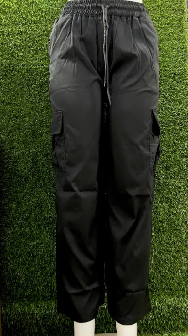 Black_,Cotton_Straight_fit_Cargo_Pant_With_4_Pockets