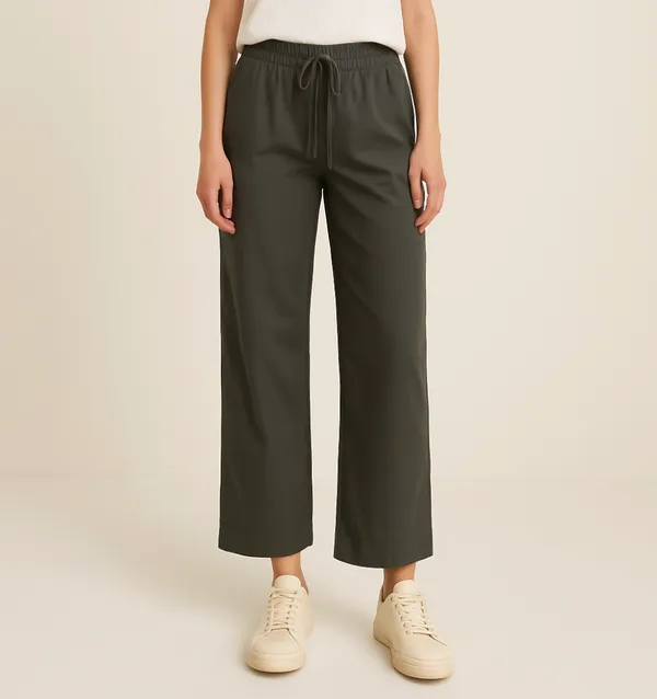 Dark_Grey_Breathable_Cotton_Straight_Fit_Pant_With_2_Pockets_For_Girls