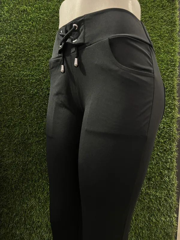 Black_Breathable_Cotton_Jogger_Pants_For_Men