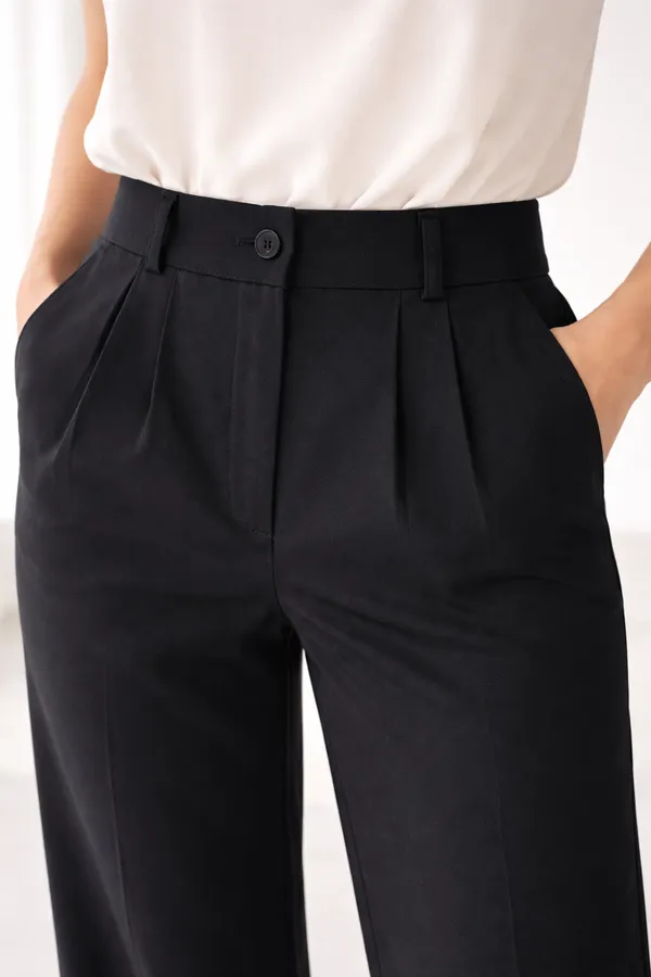 Black_High_Waist_Tailored_Pant