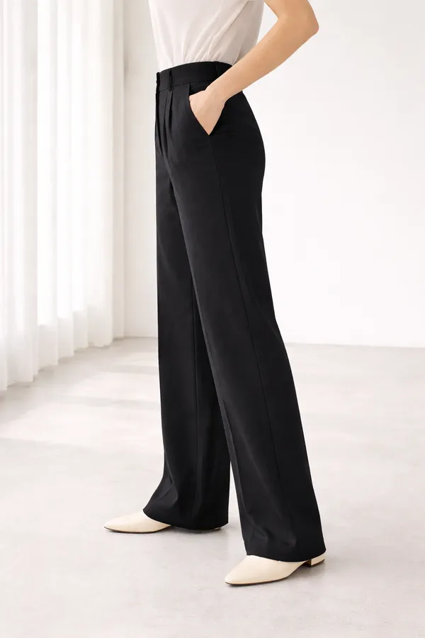 Black_High_Waist_Tailored_Pant