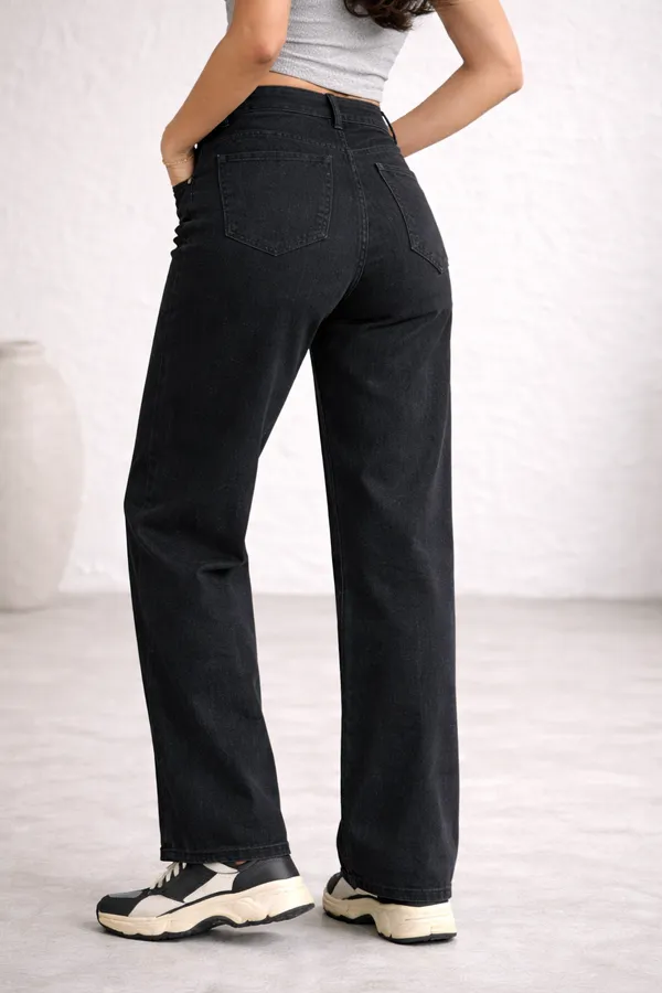 Girl's_Black_Straight-fit_Jeans