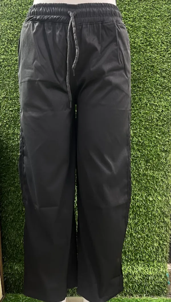 Black_Breathable_Cotton_Straight_Fit_Pant_With_2_Pockets_For_Girls
