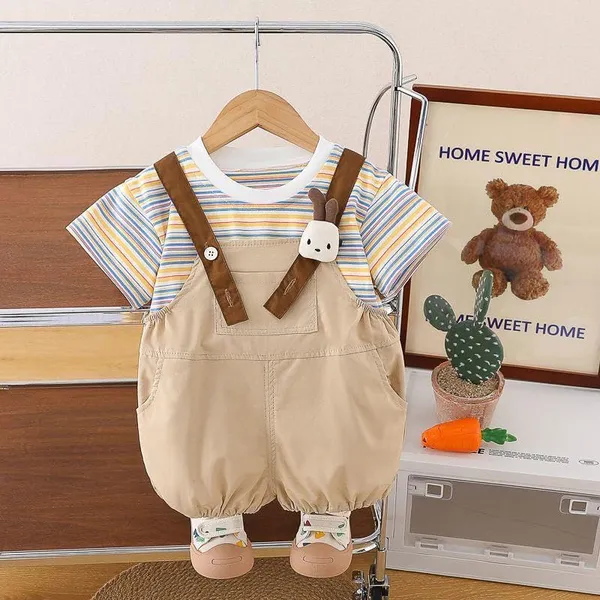 Yellow_Trendy_&_Comfortable_Dungaree_Set_For_Girls