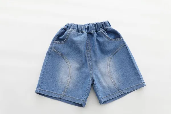 Cream_Trendy_&_Comfortable_Hamburger_Short_Set_For_Boys