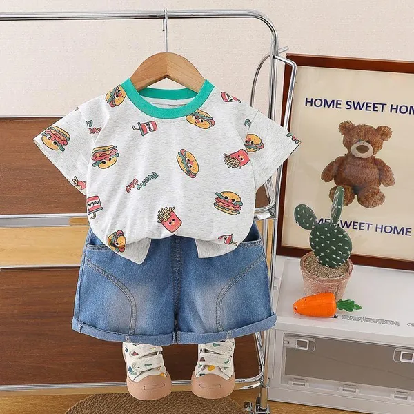 Grey_Trendy_&_Comfortable_Hamburger_Short_Set_For_Boys