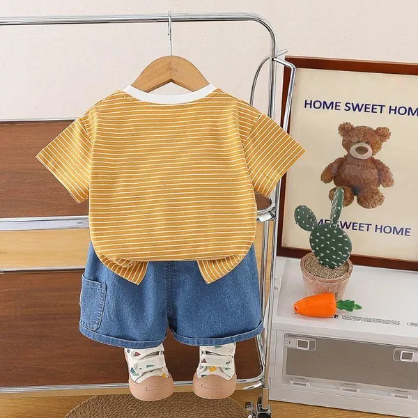 Yellow_Trendy_&_Comfortable_Striped_T-Shirt_Shorts_Set_For_Boys