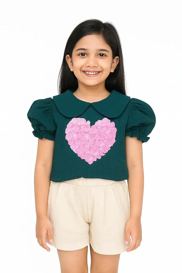 Green_Trendy_&_Comfortable_Puff_Sleeve_Heart_Top_&_Ruffle_Shorts_Set_For_Girls