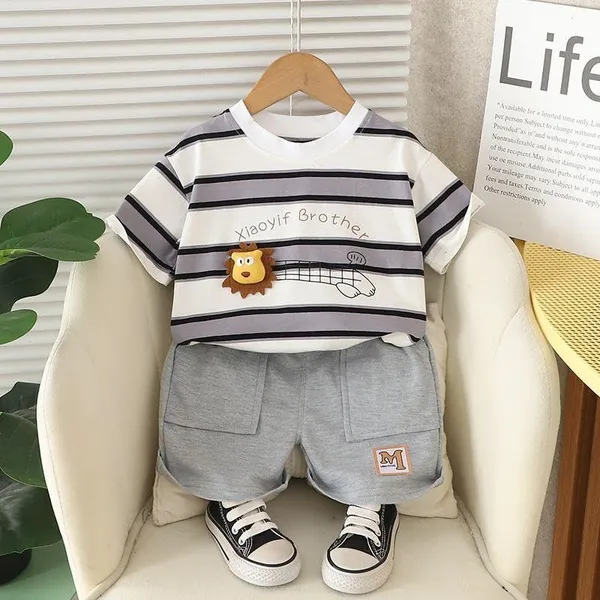 Grey_Trendy_&_Comfortable_Stripped_Shorts_Set_For_Boys