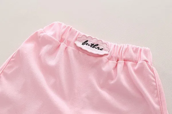 Pink_Trendy_&_Comfortable_Lucky_Cycle_Shorts_Set_For_Girls