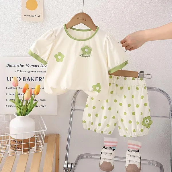White_Trendy_&_Comfortable_Polka_Dot_Shorts_Set_For_Girls