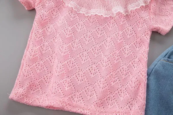 Pink_Trendy_&_Comfortable_Eyelet_Lace_Neckline_Denim_Set_For_Girls