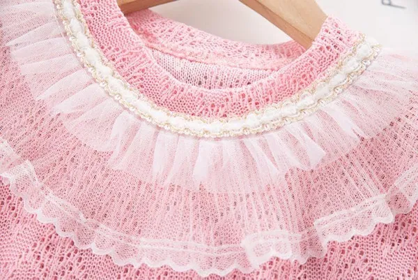 Pink_Trendy_&_Comfortable_Eyelet_Lace_Neckline_Denim_Set_For_Girls