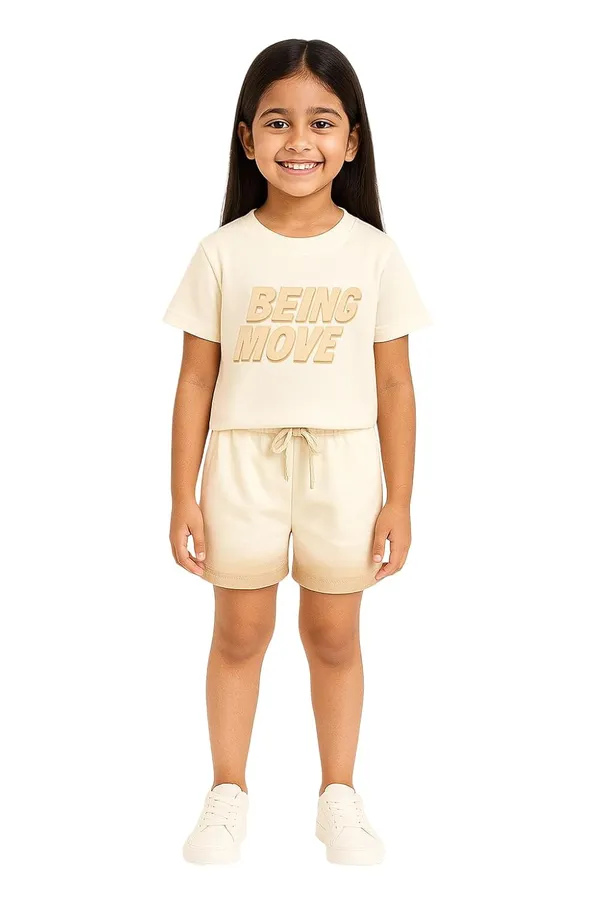 Cream_Trendy_&_Comfortable_Ombre_Shorts_Set_For_Girls