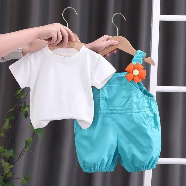 Sea_Green_Trendy_&_Comfortable_Floral_Dungaree_For_Girls