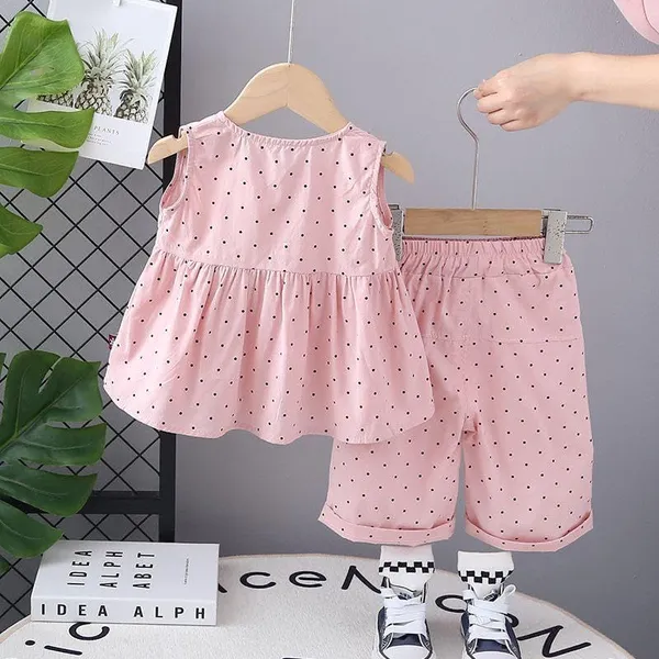 Pink_Trendy_&_Comfortable_Small_Polka_Dots_Set_For_Girls