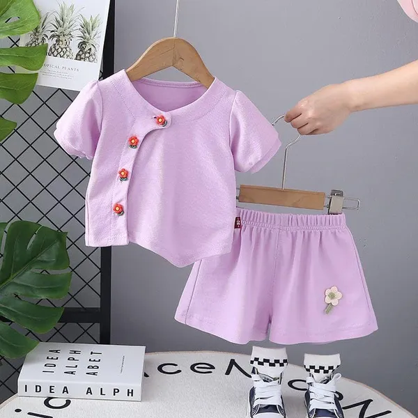 Lavender_Trendy_&_Comfortable_Flower_Buttons_Shorts_Set_For_Girls