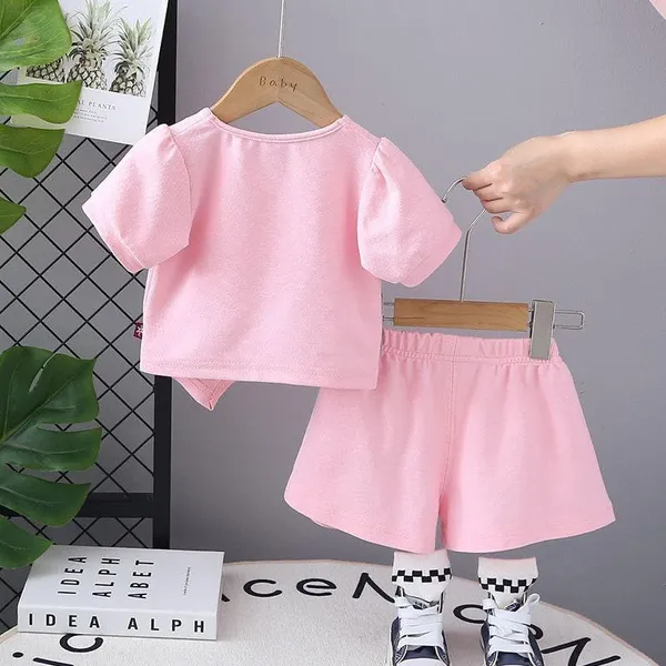 Pink_Trendy_&_Comfortable_Flower_Buttons_Shorts_Set_For_Girls