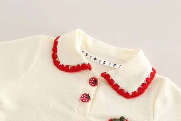 Cream_Trendy_&_Comfortable_Strawberry_Shorts_Set_For_Girls