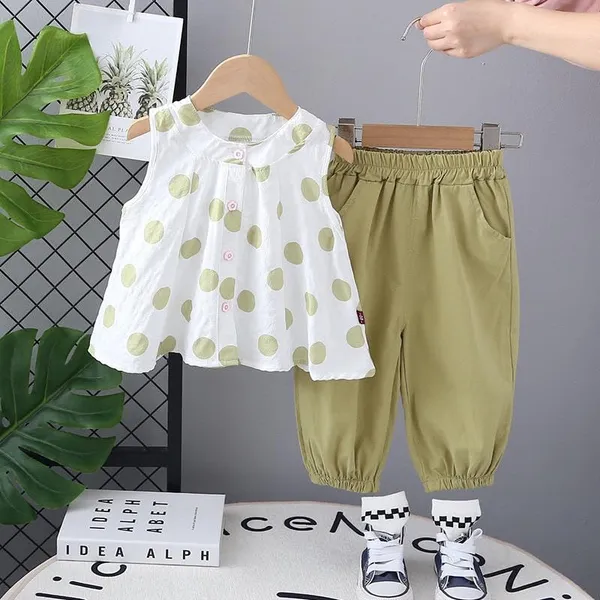 Green_Trendy_&_Comfortable_Polka_Dots_Pant_Set_For_Girls