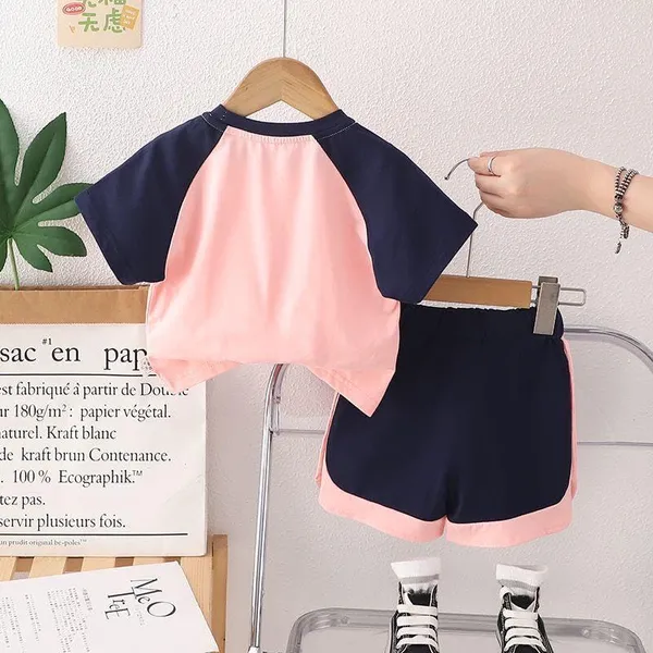 Pink_Trendy_&_Comfortable_Bow_T-Shirt_Shorts_Set_For_Girls