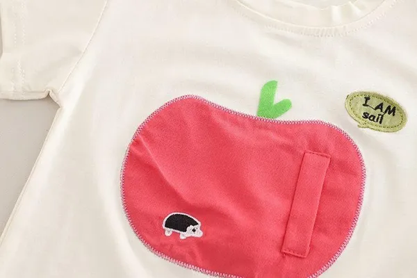 Pink_Trendy_&_Comfortable_Apple_Shorts_Set_For_Baby_Girls