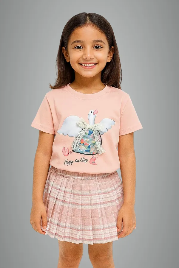 Pink_Trendy_&_Comfortable_Duckling_Day-Dream_Skirt_And_T-Shirt_Set_For_Girls