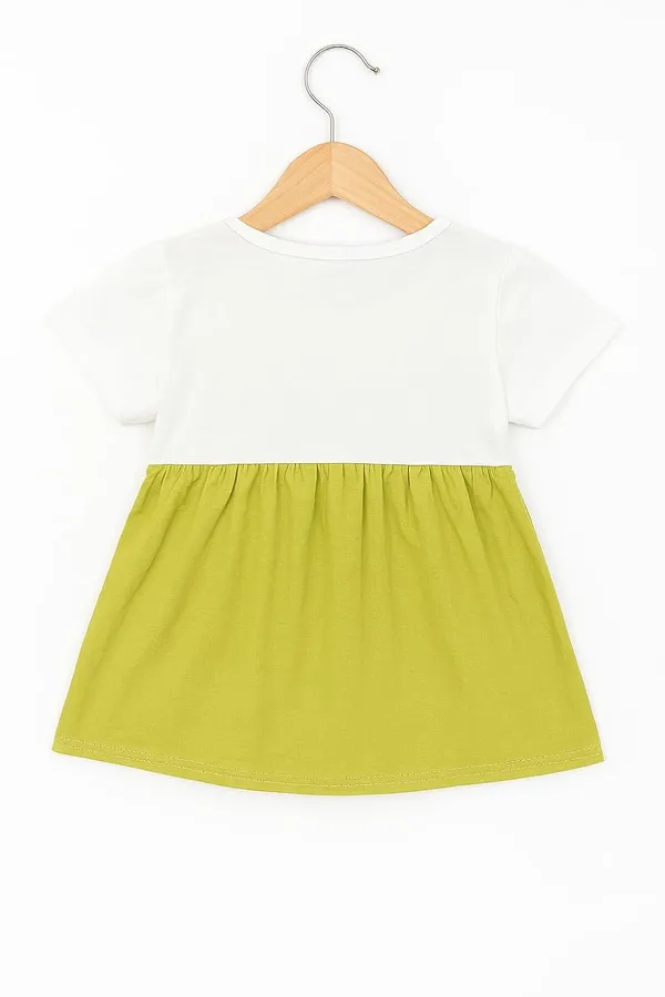 Green_Trendy_&_Comfortable_Ducky-Applique_Pink_Pinafore_&_Peter-Pan_Tee_For_Girls