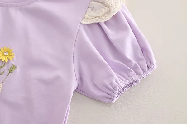 Lavender_Trendy_&_Comfortable_Cotton_T-Shirt_With_Shorts_For_Baby_Girls