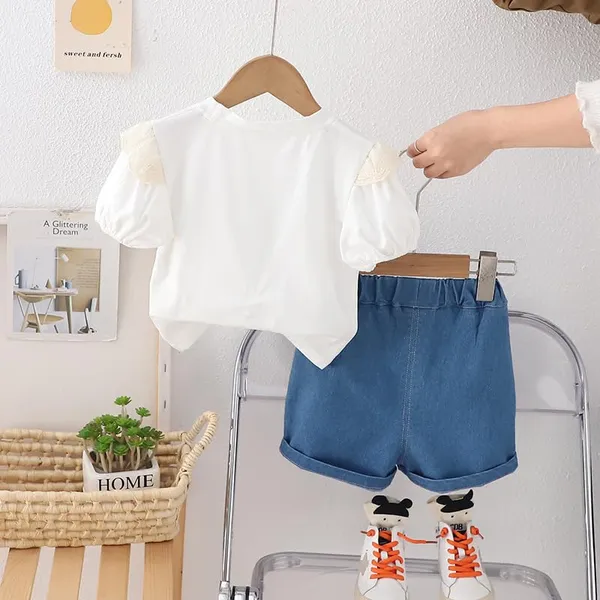 White_Trendy_&_Comfortable_Cotton_T-Shirt_With_Shorts_For_Baby_Girls