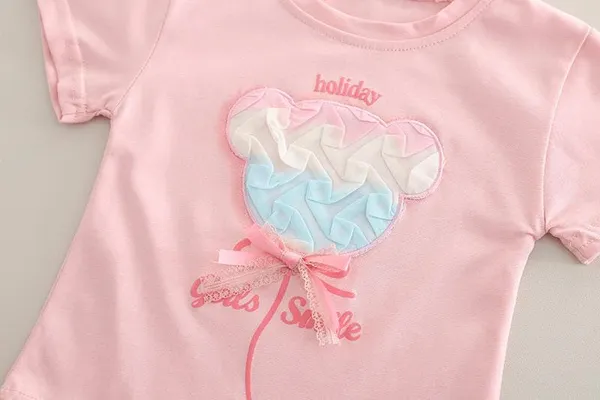 Pink_Trendy_&_Comfortable_Holiday_Shorts_Set_For_Baby_Girls