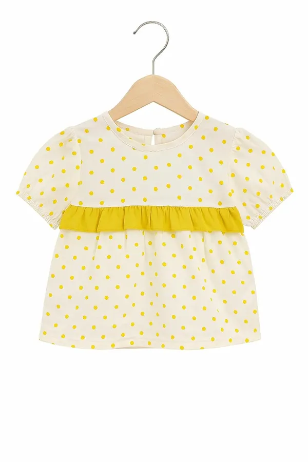Yellow_Trendy_&_Comfortable_Polka_Dot_Top_And_Shorts_Set_For_Girls