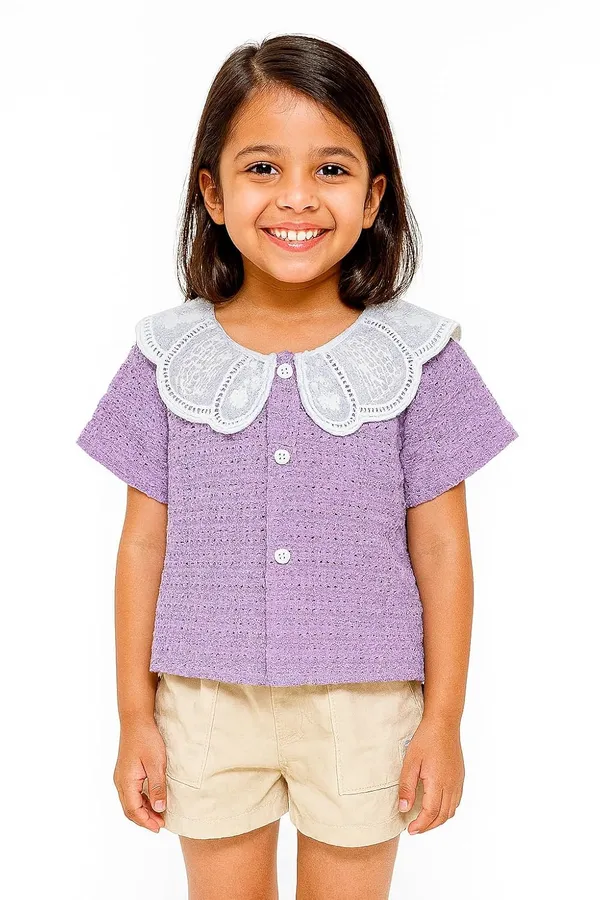 Lavender_Trendy_&_Comfortable_Eyelet_Top_&_Sand-Pocket_Shorts_For_Girls