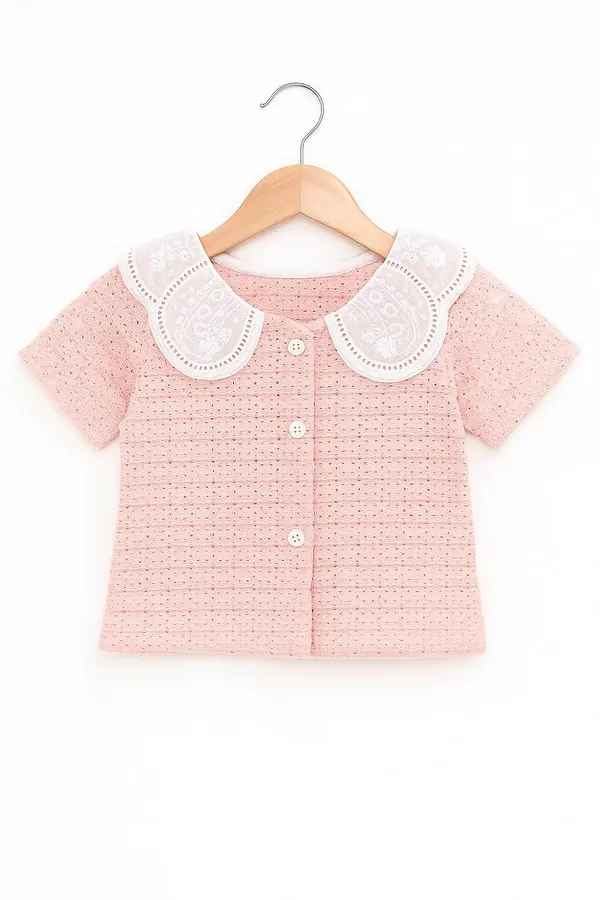 Pink_Trendy_&_Comfortable_Eyelet_Top_&_Sand-Pocket_Shorts_For_Girls