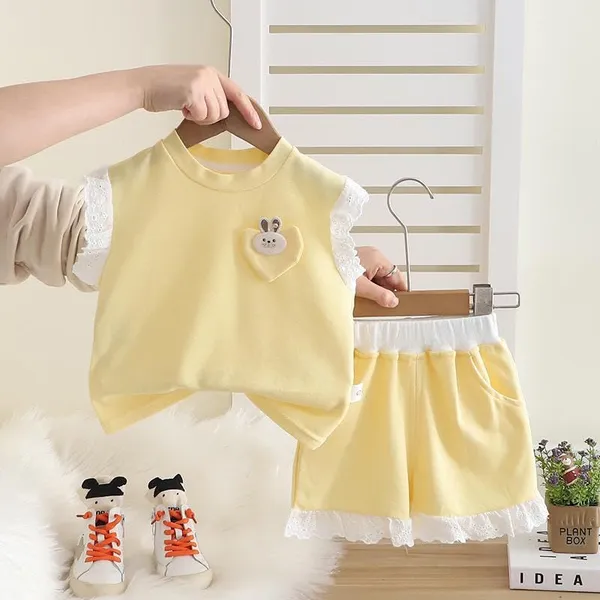Yellow_Trendy_&_Comfortable_Bunny_Shorts_Set_For_Girls