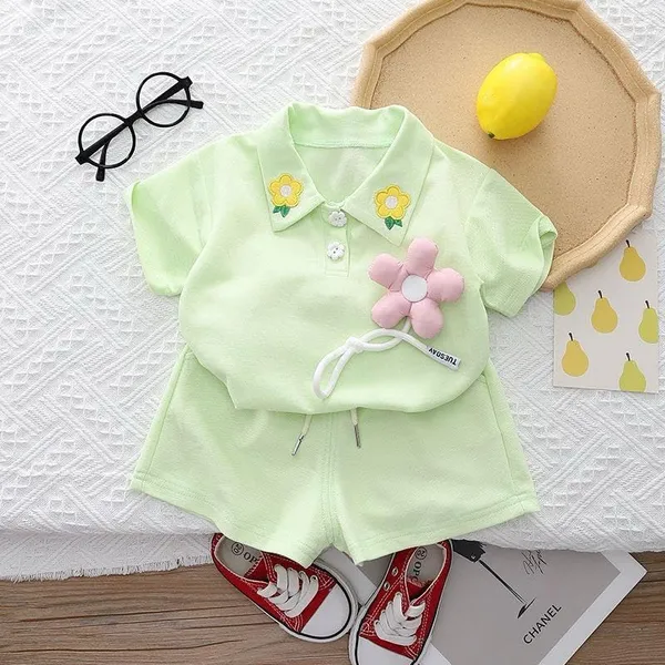 Green_Trendy_&_Comfortable_Cotton_T-Shirt_With_Shorts_For_Baby_Girls