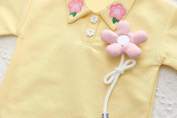 Yellow_Trendy_&_Comfortable_Cotton_T-Shirt_With_Shorts_For_Baby_Girls