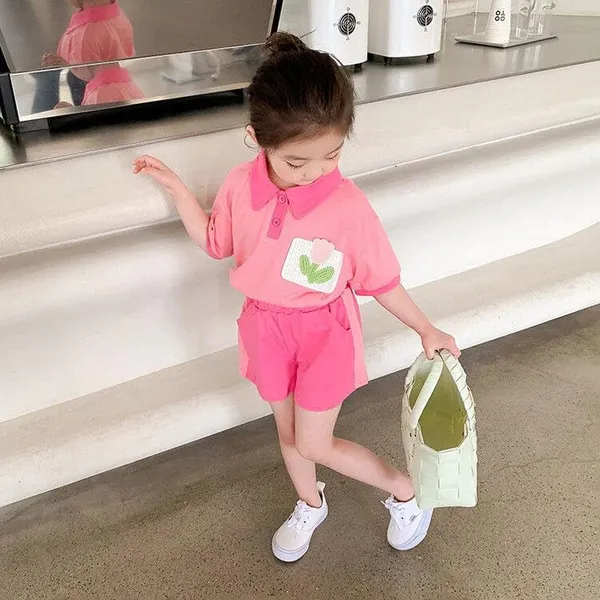 Pink_Trendy_&_Comfortable_Tulip_Shorts_Set_For_Girls