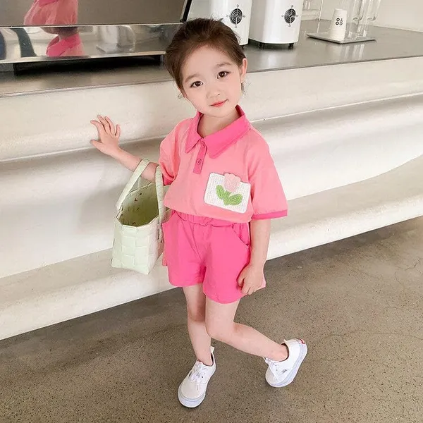 Pink_Trendy_&_Comfortable_Tulip_Shorts_Set_For_Girls