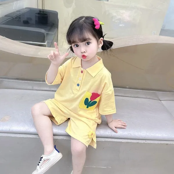 Yellow_Trendy_&_Comfortable_Tulip_Shorts_Set_For_Girls