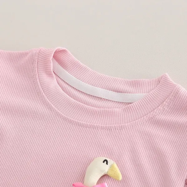 Pink_Trendy_&_Comfortable_Duck_Shorts_Set_For_Girls