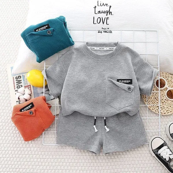 Grey_Trendy_&_Comfortable_Textured_Shorts_Set_For_Boys