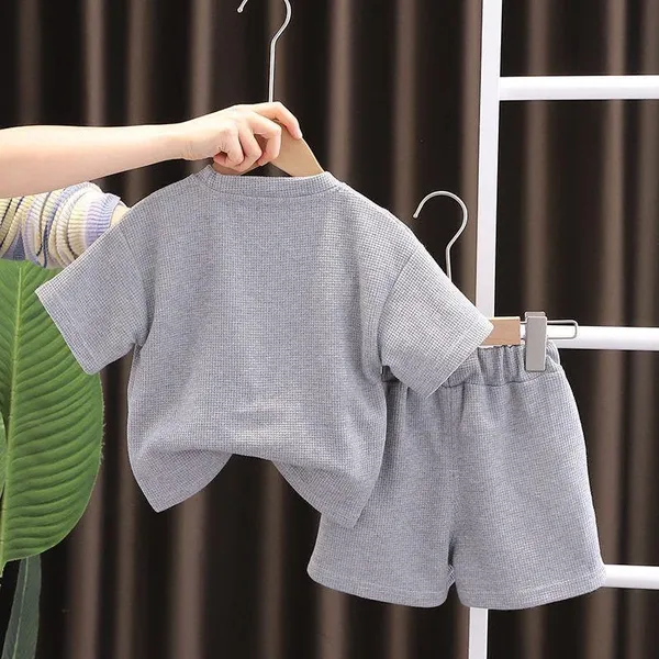 Grey_Trendy_&_Comfortable_Textured_Shorts_Set_For_Boys