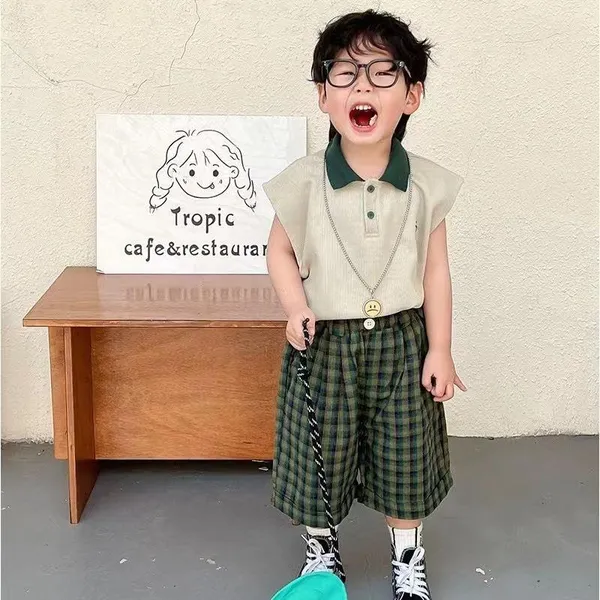 Green_Trendy_&_Comfortable_Sleeveless_Polo_T-Shirt_Set_For_Boys