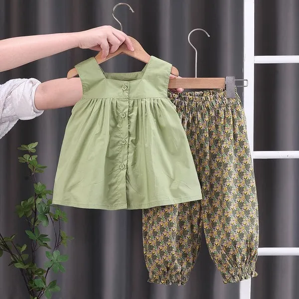 Green_Trendy_&_Comfortable_Printed_Pant_Set_For_Girls