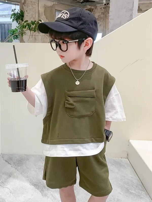 Green_Trendy_&_Comfortable_Oversized_Shorts_Set_For_Boys